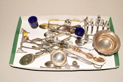 Lot 116 - Mixed Lot: A small silver toast rack, various...