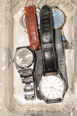 Lot 131 - Box of assorted wristwatches