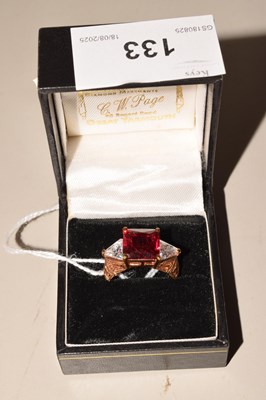 Lot 133 - A silver gilt ladies fashion ring