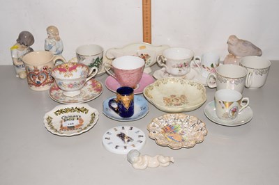 Lot 169 - Mixed Lot: Various tea wares, figurines and...