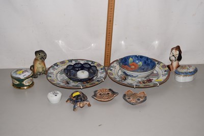Lot 203 - Mixed Lot: Various animal ornaments, Wade pin...
