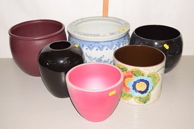 Lot 219 - Group of various modern jardinieres
