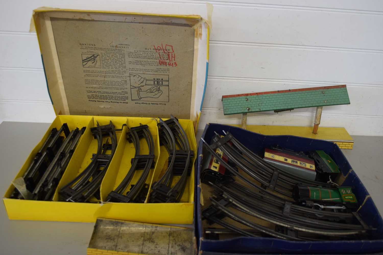 Lot 3 - MIXED LOT COMPRISING HORNBY MECCANO BOXED 0...