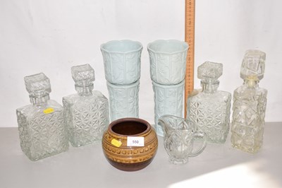 Lot 550 - Assorted ceramics