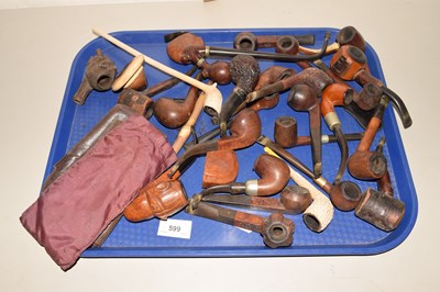 Lot 599 - Assorted smokers tobacco pipes