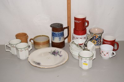 Lot 608 - Assorted ceramics to include a Poole style vase