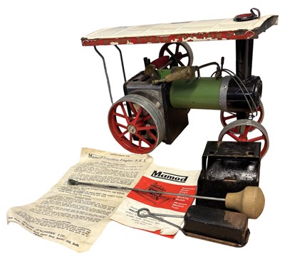 Lot 3 - A MAMOD TE1 traction engine, manual and...