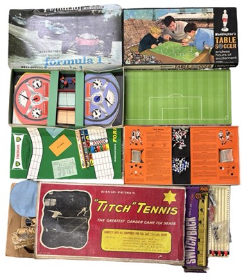 Lot 289 - A mixed lot of vintage board games, to include:...