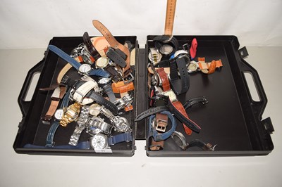 Lot 95 - A collection of various gents wristwatches to...