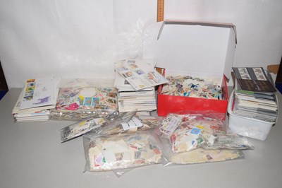 Lot 122 - A large mixed lot of various British first day...