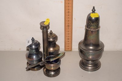 Lot 149 - Silver plated cruet and other items