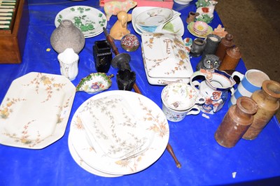 Lot 158 - Mixed Lot: Various 19th Century dinner wares,...