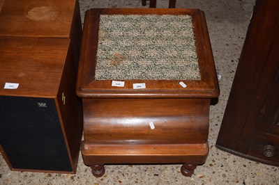 Lot 244 - A Victorian step commode