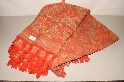 Lot 538 - A large floral patterned bedspread