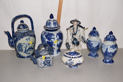 Lot 540 - A collection of various blue and white covered...