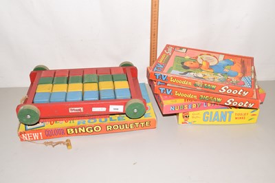 Lot 559 - Mixed Lot:  Children's toys to include Sooty...