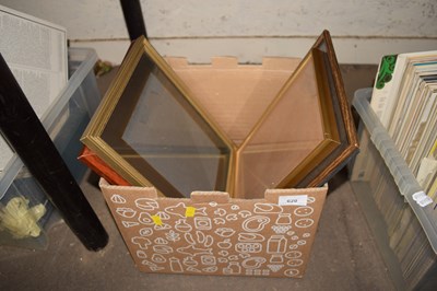 Lot 620 - Box of assorted picture frames