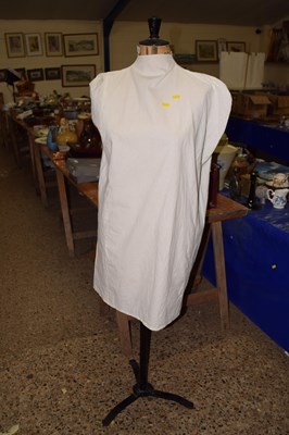 Lot 191 - A tailors mannequin