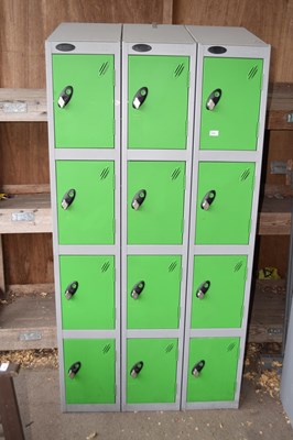 Lot 289 - Bank of twelve lockers