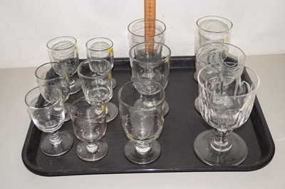 Lot 16 - Tray containing a quantity of glass tumblers...