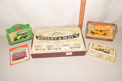 Lot 51 - Group of Yesteryear car models and a Bryant &...