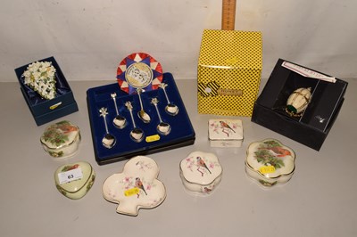 Lot 63 - Quantity of ceramic pin trays and covers...