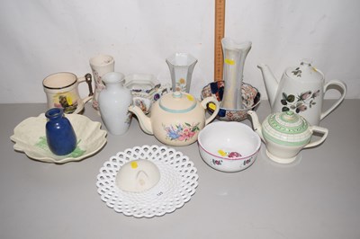 Lot 125 - Mixed Lot: Various vases, teapots etc