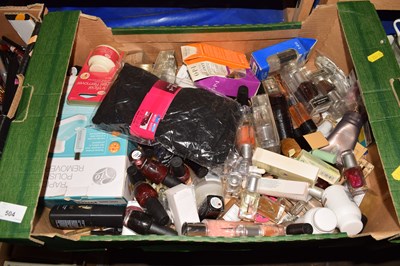 Lot 504 - Box containing a quantity of various dressing...