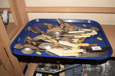 Lot 517 - Quantity of bone handled and other cutlery