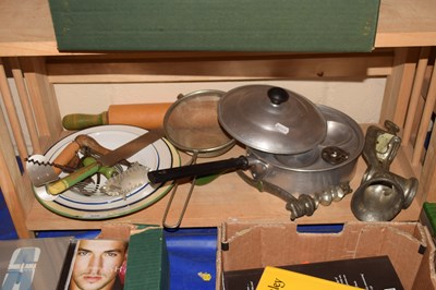 Lot 528 - Quantity of various kitchen wares including...