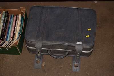 Lot 570 - Vintage suitcase