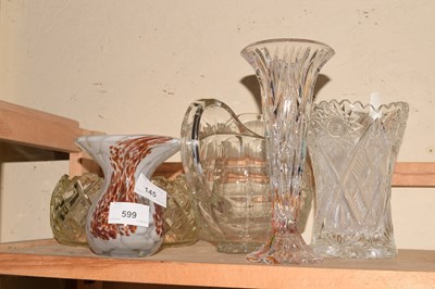 Lot 599 - Small quantity of various modern glass ware