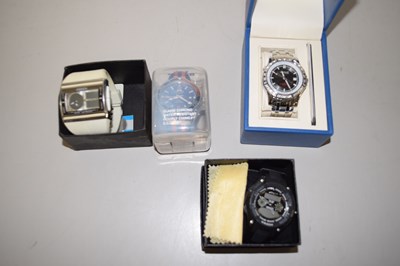 Lot 100 - A group of modern wristwatches