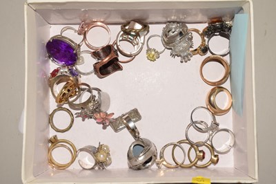 Lot 105 - Box of various costume jewellery rings