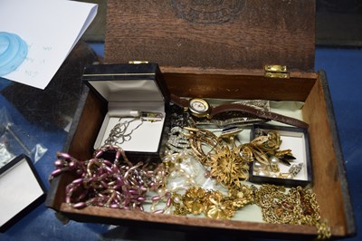 Lot 121 - Box of assorted costume jewellery to include...