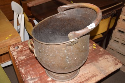 Lot 661 - Copper coal bucket