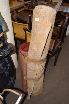Lot 680 - A patterned floor rug
