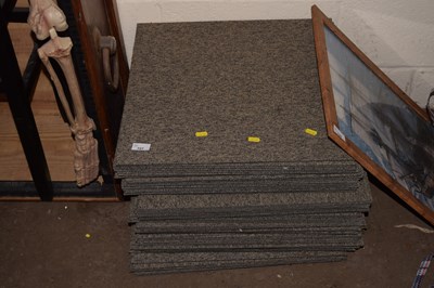Lot 727 - Quantity of floor tiles