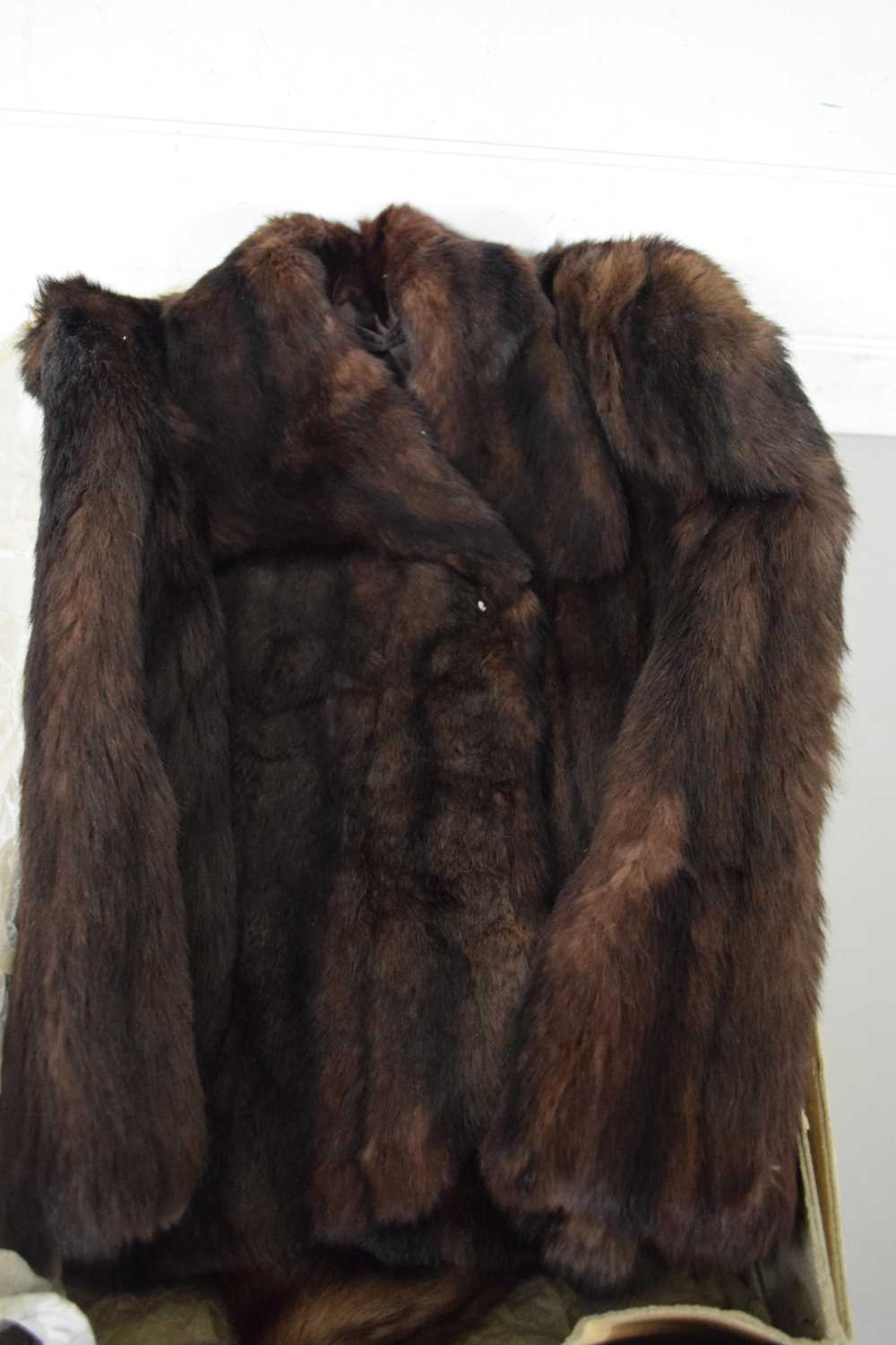 Lot 181 - DARK BROWN FUR CAPE