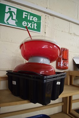 Lot 516 - A popcorn maker