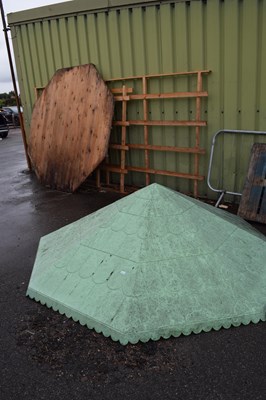 Lot 391 - Octagonal composite summerhouse roof and...