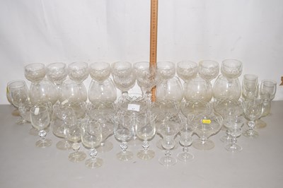 Lot 17 - A collection of various clear drinking glasses...
