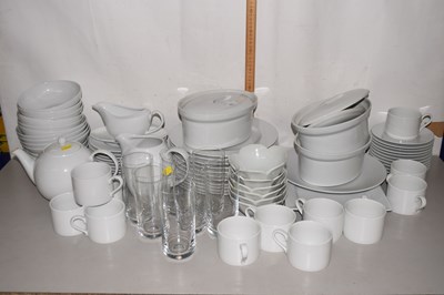 Lot 171 - Quantity of modern white glazed dinner and tea...