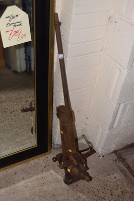 Lot 242 - An iron leg vice