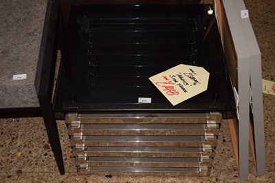 Lot 311 - An as new Moritz side table