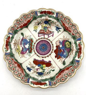 Lot 287 - An 18th Century rare Worcester plate decorated...