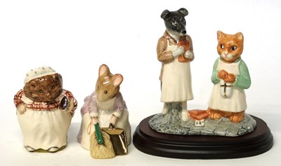 Lot 316 - A Beswick Beatrix Potter Ginger & Pickles...