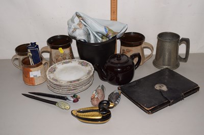 Lot 562 - Mixed Lot: Various tankards, duck ornaments,...