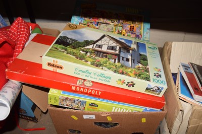 Lot 593 - Box of various books, jigsaw puzzles etc