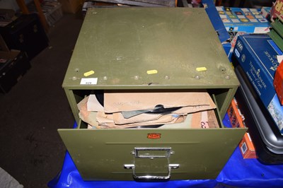 Lot 628 - Box of 78 rpm records